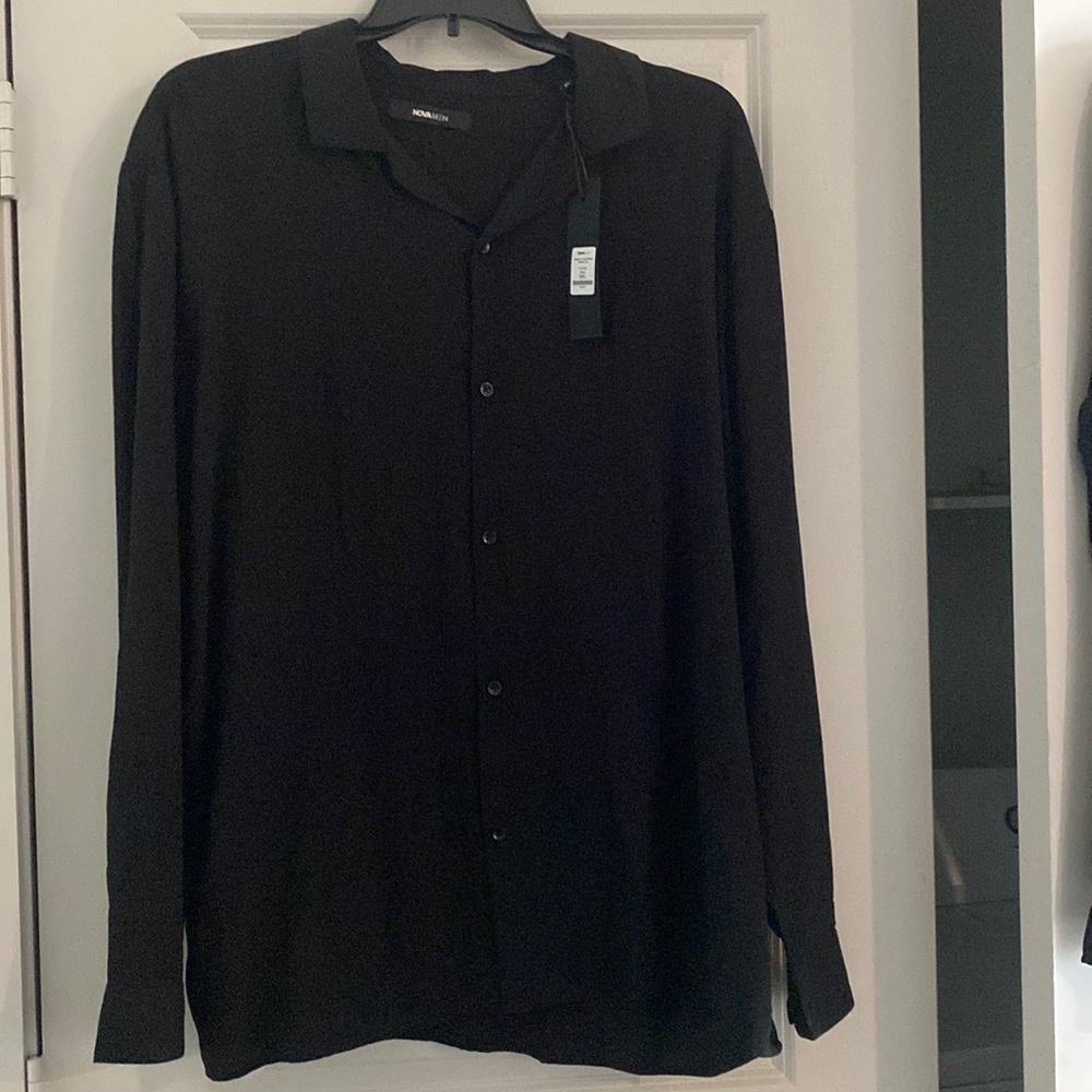 Men Size XXL Color Black, (Fashion Nova) No Front Pockets.